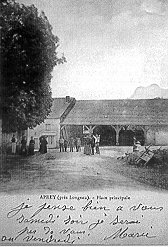 APREY (près Longeau) - Place principale